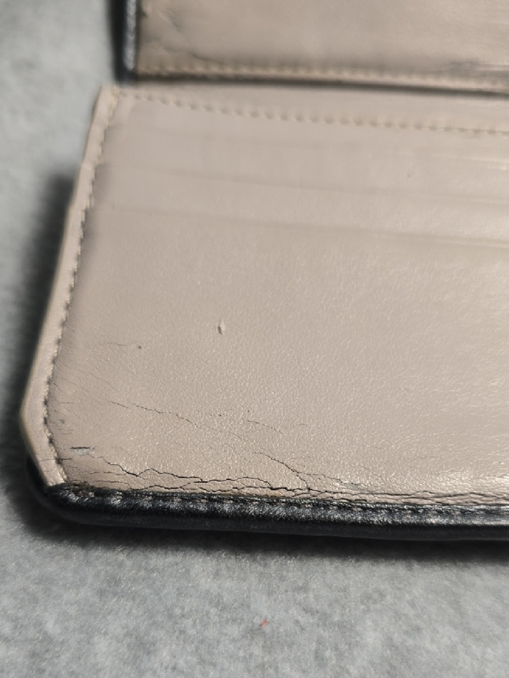 Coach Vintage Signature Canvas Pleated Leather Flap Bifold Wallet - Picture 12 of 16